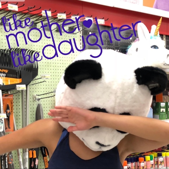 Meet your Posh Ambassador, MK @elleannchic. - Picture 2 of 6